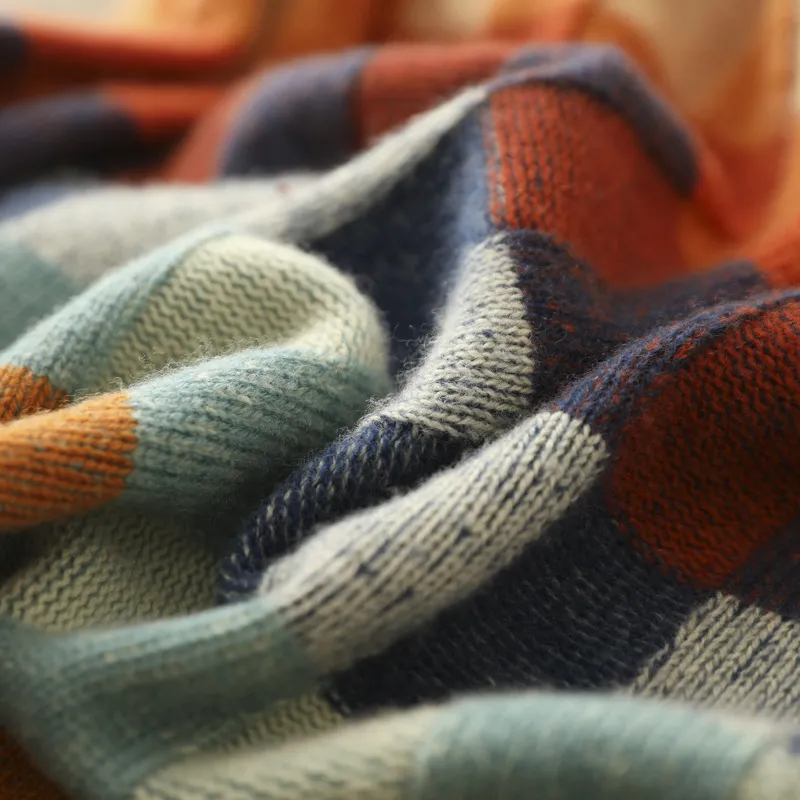 Charlie | Trendy and Comfortable Sweater